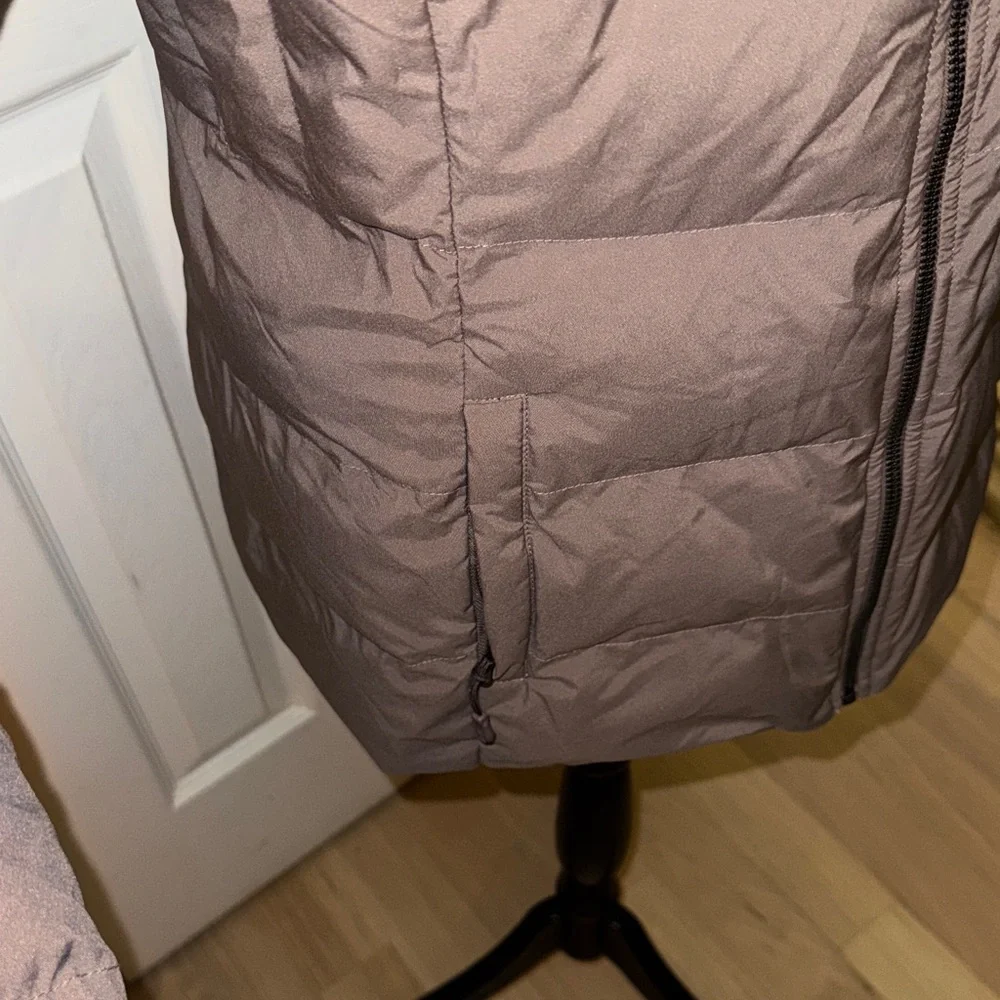 32 Degrees Women's Taupe Puffer Jacket - Picture 3 of 9